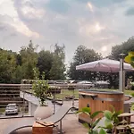 Vivi La Magia Di Bisdalu - Dormi Nella Stanza Nel Bosco, Ammira Le Stelle E Rilassati Con L'area Benessere E Colazione Lüks kamp alanı