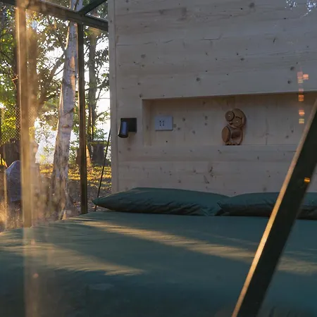 Vivi La Magia Di Bisdalu - Dormi Nella Stanza Nel Bosco, Ammira Le Stelle E Rilassati Con L'area Benessere E Colazione Campismo de Luxo *